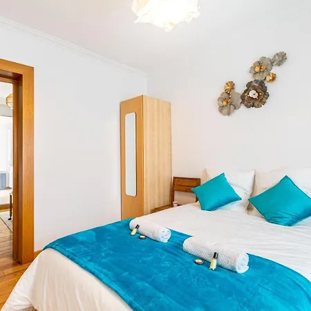 Holiday home Maison Elegante 15 Minutes De Paris *